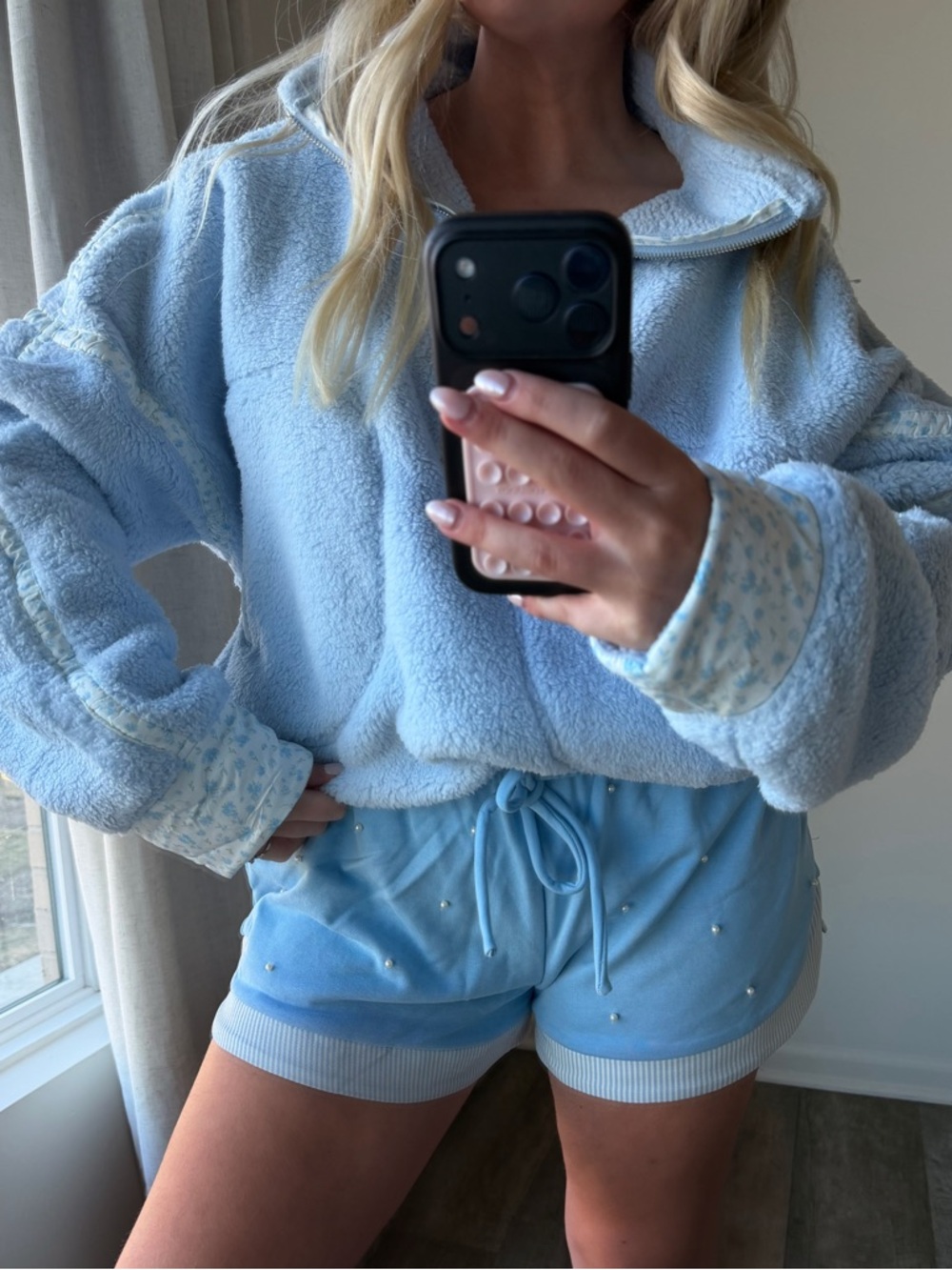 Blue pearl shorts